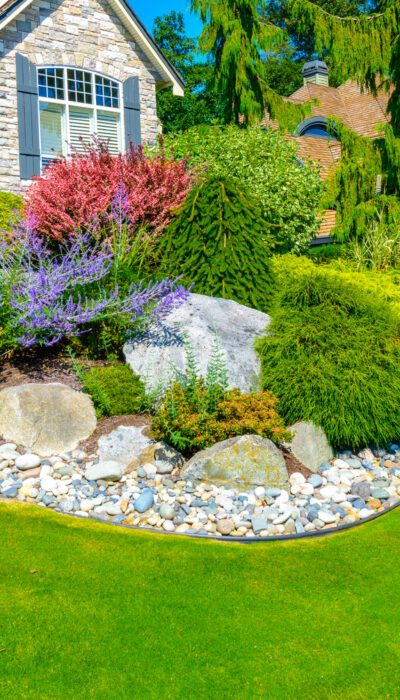 8 Simple Front Yard Landscaping Ideas