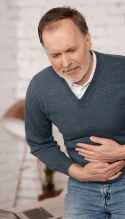 7 Common Symptoms of Stomach Cancer