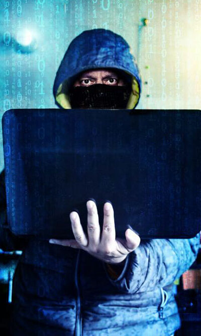 3 Operating Systems used by ethical hackers