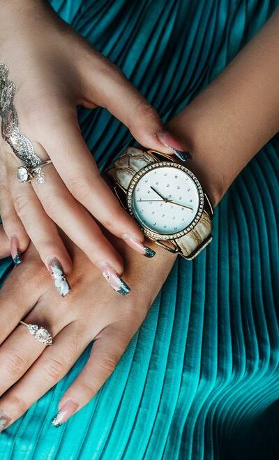 7 popular women&#8217;s watches that are a must try