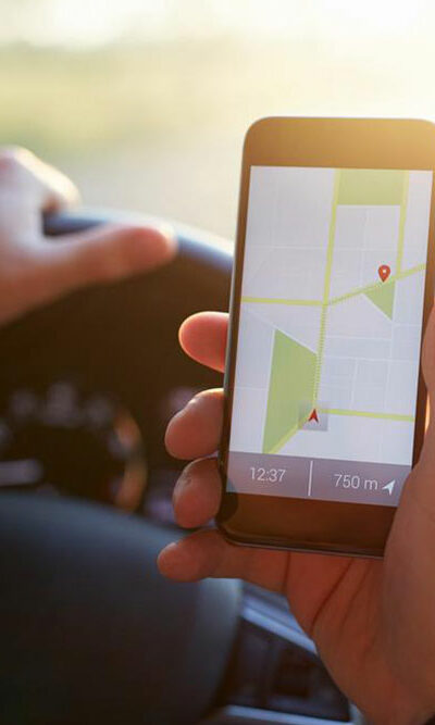 4 popular apps for tracking interstate traffic conditions