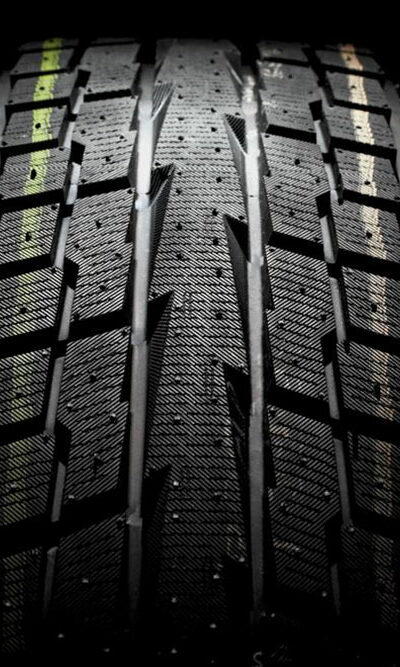 4 reasons why performance tires must be your first choice