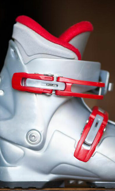 5 comfortable downhill ski boots for you