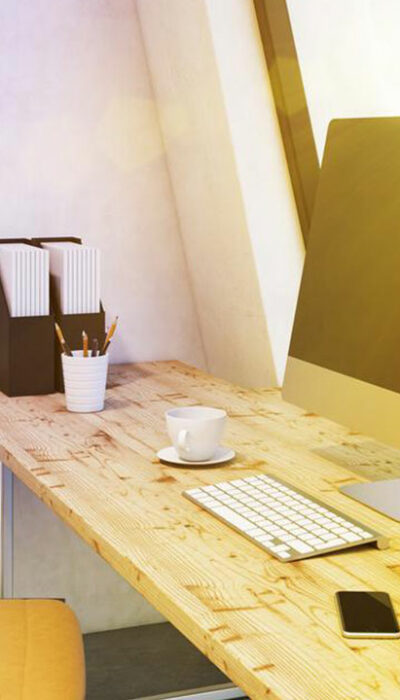 5 types of office desks to choose from