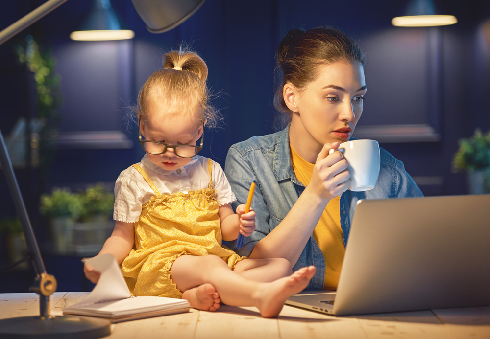 6 Efficient Ways To Deal With The Challenges Of Being A Working Mother