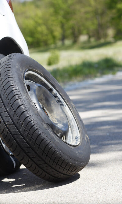 Choose the Right Tires for the Smooth Running of Your Car