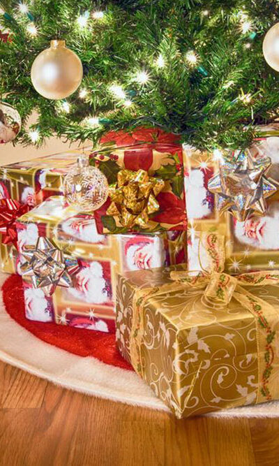 Christmas gift basket ideas for your loved ones