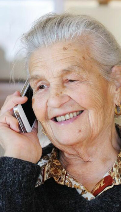 Advantages of senior cell phones