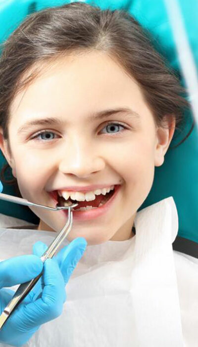 Dental clinics can teach your kids about oral hygiene