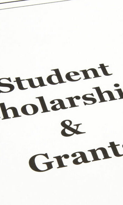 Differences between study grants and scholarships