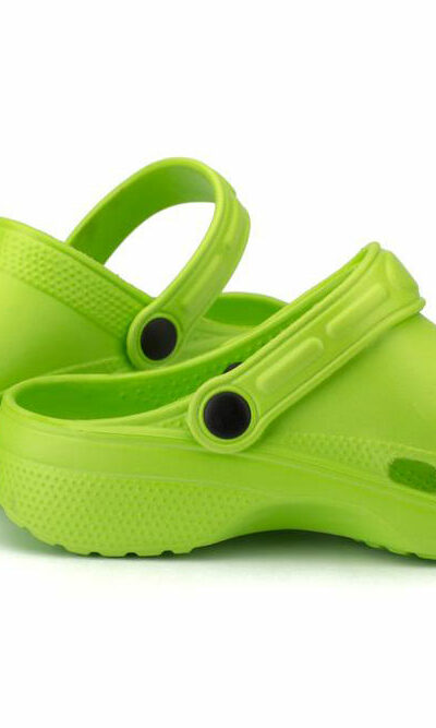 Four benefits of wearing crocs