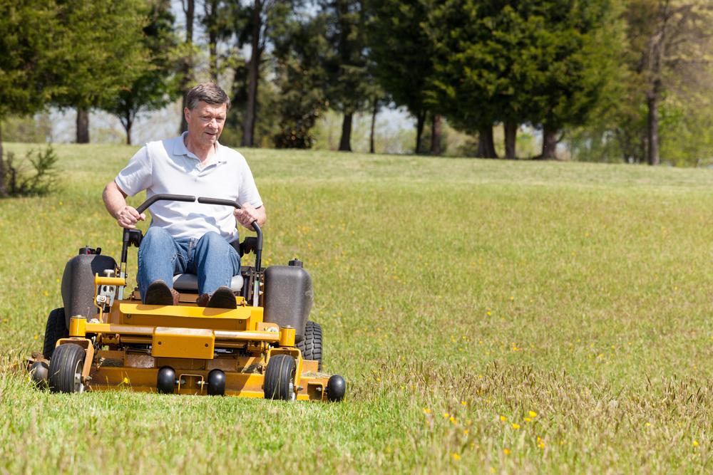 Features of riding lawn mowers