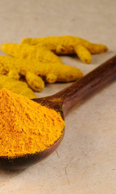 How can turmeric help in the treatment of arthritis?