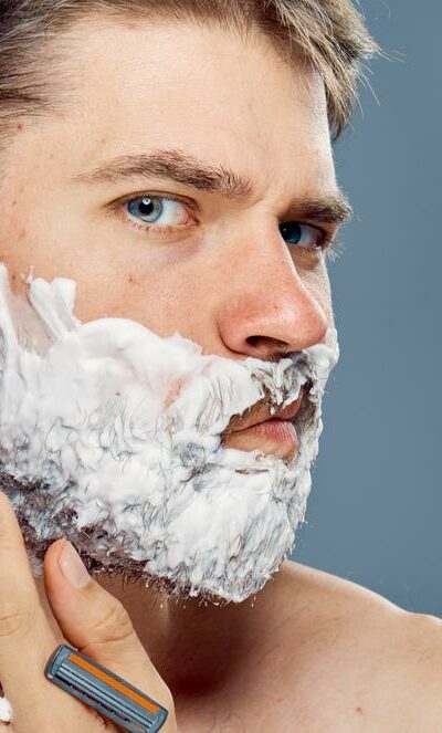 How to choose the best razor for close shaves and smooth skin