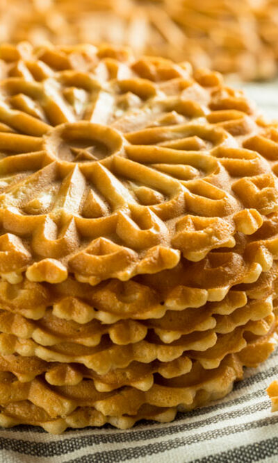 How to choose the right pizzelle maker