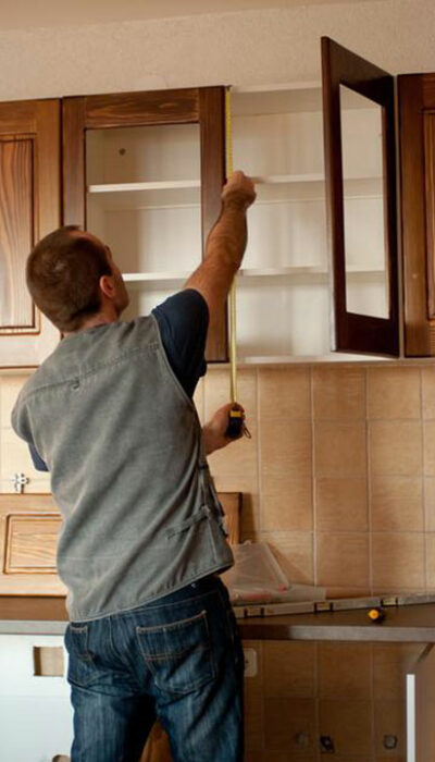 How to pick the right materials for your kitchen cabinets