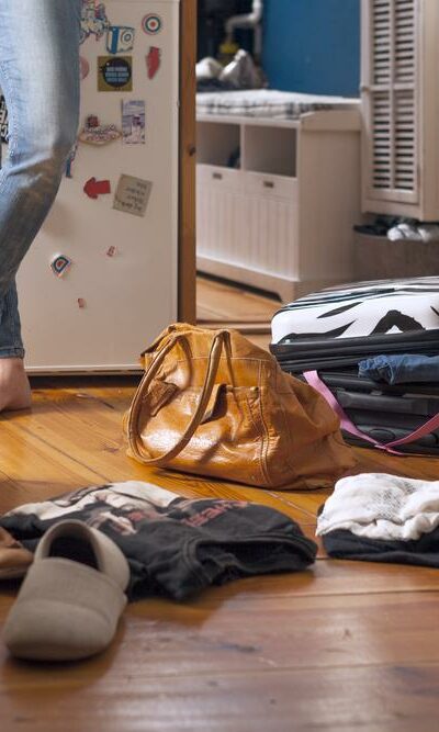 How to store your luggage right at home?