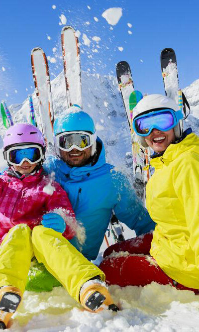 Here are a few things to know about ski goggles