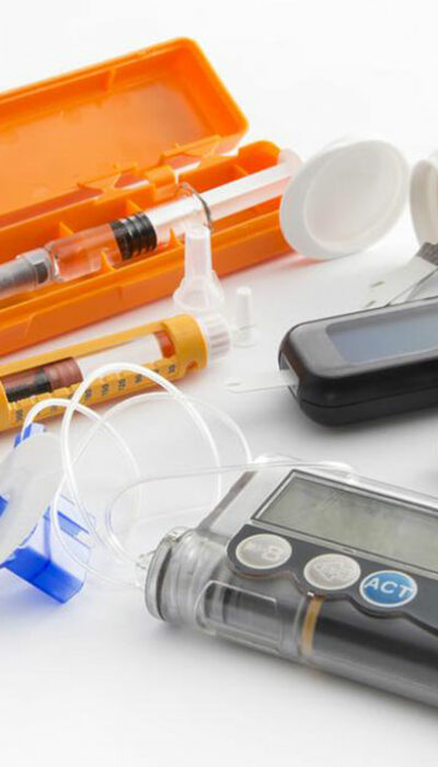 Here are a few pros and cons of using an insulin pump