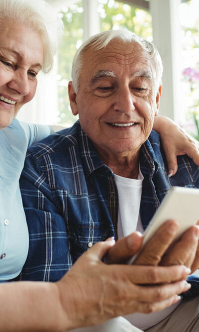 Here&#8217;s how to get free cell phones for seniors