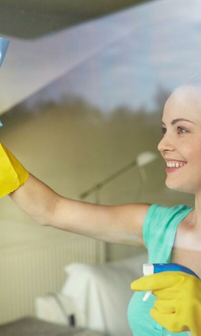 Simple steps to follow when cleaning windows