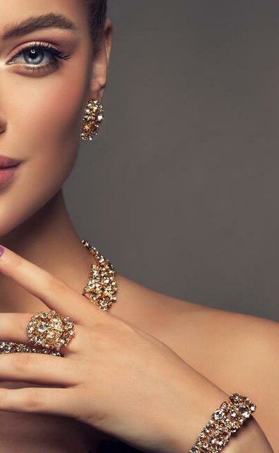 Popular Reasons Why Women Love Jewelry