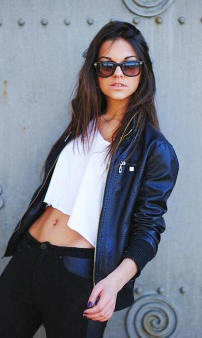 Popular looks with a collarless leather jacket