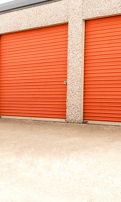 Reasons to opt for self-storage units on rent