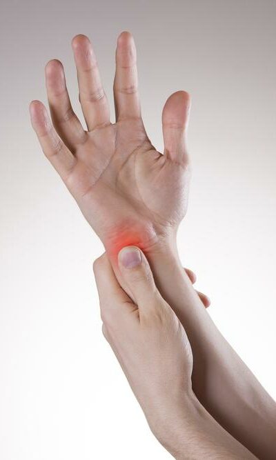 What measures can be taken to treat carpal tunnel