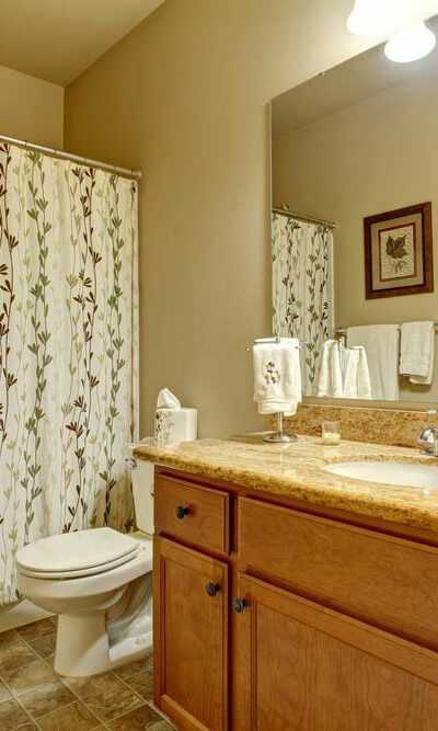 What type of curtains are best suited for bathrooms