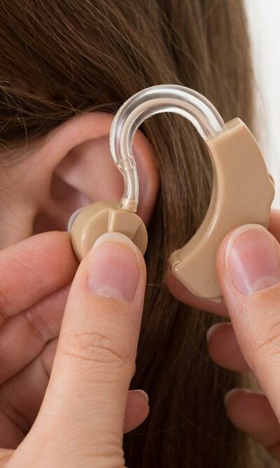 What to expect while purchasing a hearing aid from a hearing professional