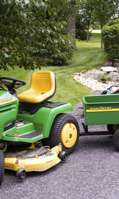 Top 5 John Deere Lawn Tractors