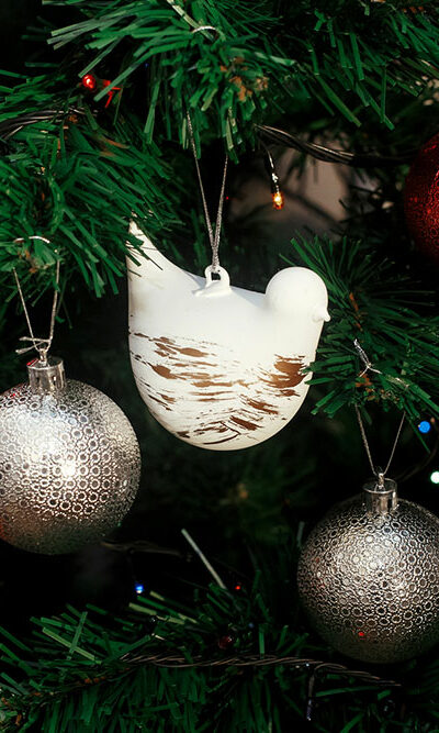 Top 5 places to buy the best Christmas ornaments