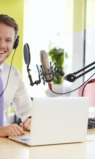 Top 9 Spotify podcasts you must listen to