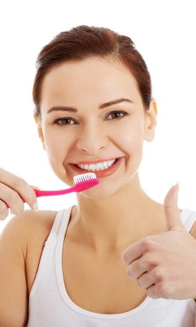 Things to consider before buying a teeth whitening toothpaste