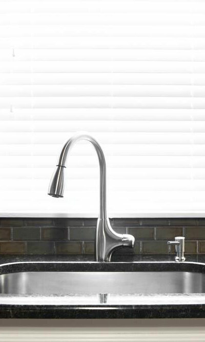 Things to consider while buying kitchen sinks