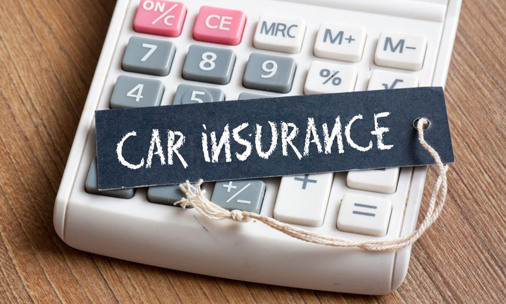 Things to look for while buying and comparing auto insurance quotes