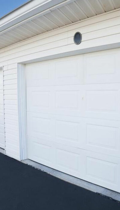 Three most popular types of garage doors in the market