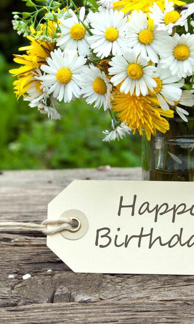 Tips on writing a personal message on birthday cards