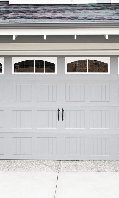 Tips to Select the Right Garage Doors