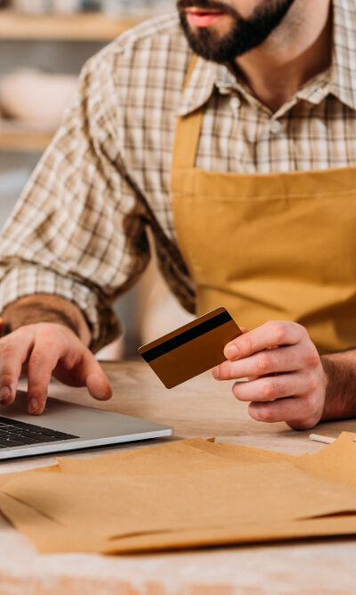 3 Things To Know Before Saving Credit Card Information Online