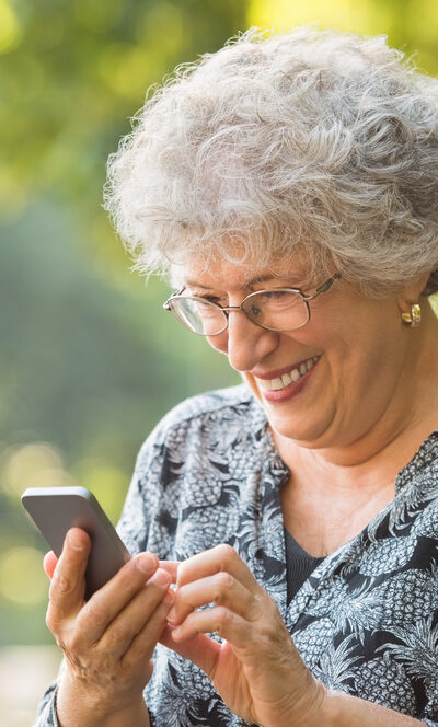 4 Questions To Ask Before Buying Jitterbug Phones For Seniors