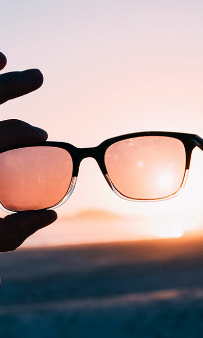 4 frequently asked questions about polarized sunglasses