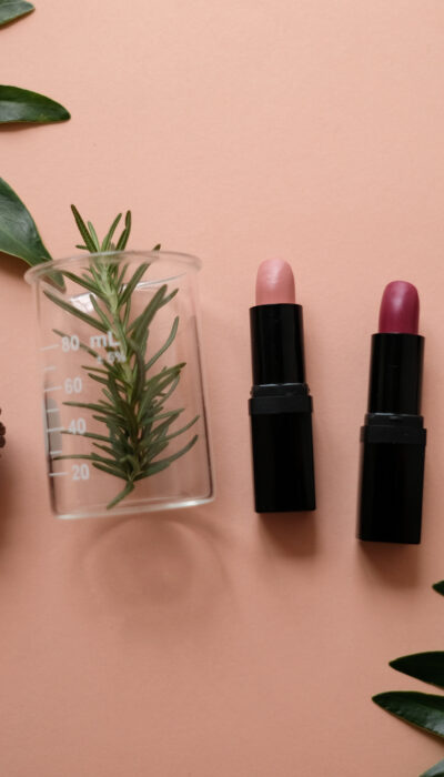 6 Essential Ingredients In Organic Lipsticks