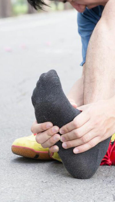 8 Popular Insoles for Plantar Fasciitis that Facilitate Easy Movement