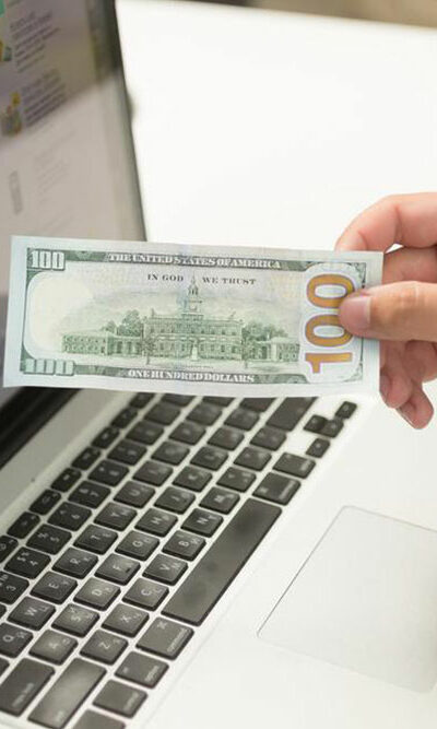 All about using wire transfer to send money online