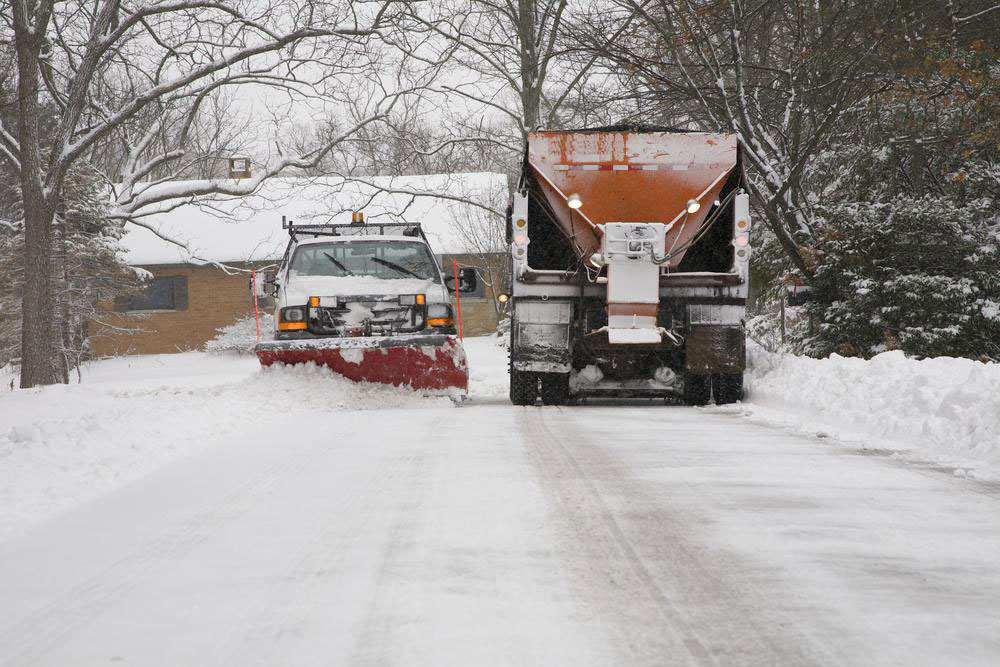 Buying used snow plows &#8211; here&#8217;s what you need to know