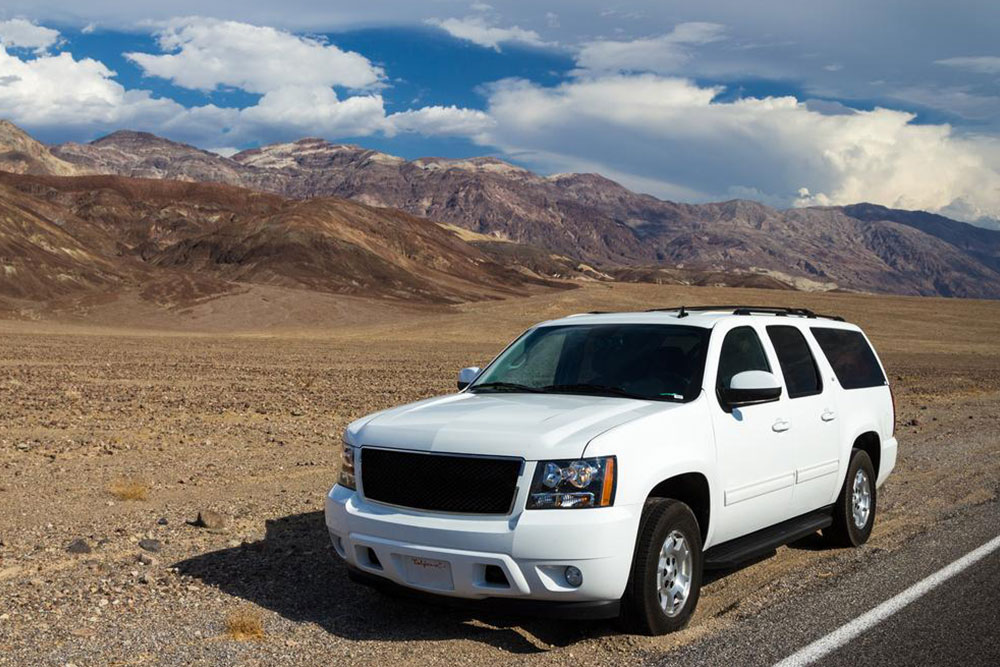 Difference between the Suburban 2017 and Chevrolet Tahoe