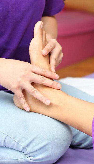 Know about the Effective Ways to Treat Neuropathy