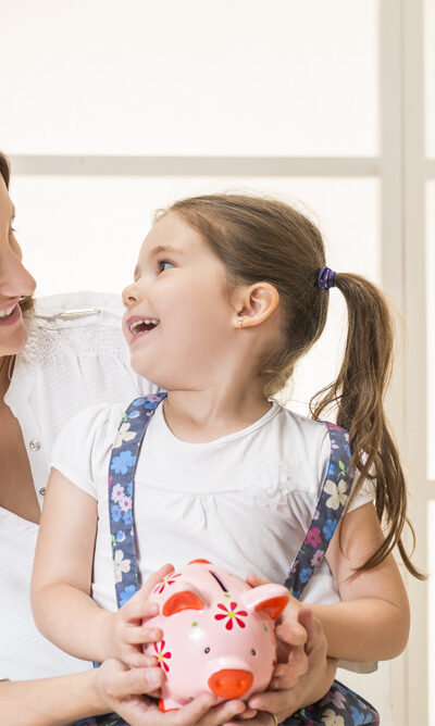 How Does A Piggy Bank Help A Growing Kid